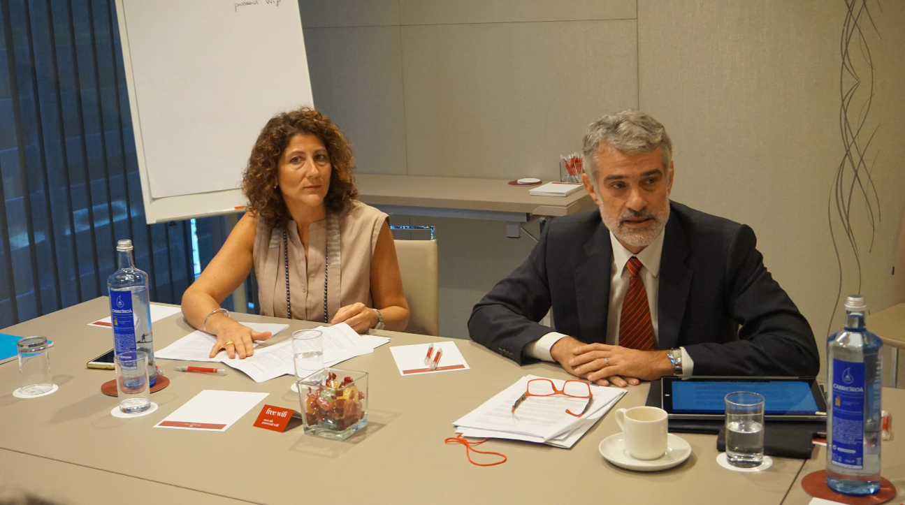 Los altos funcionarios piden el fin de la designación a dedo