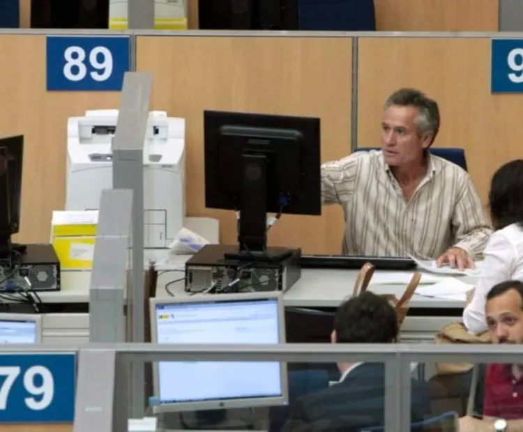 Escrivá propone que los funcionarios trabajen hasta los 72 años para cobrar la pensión de jubilación