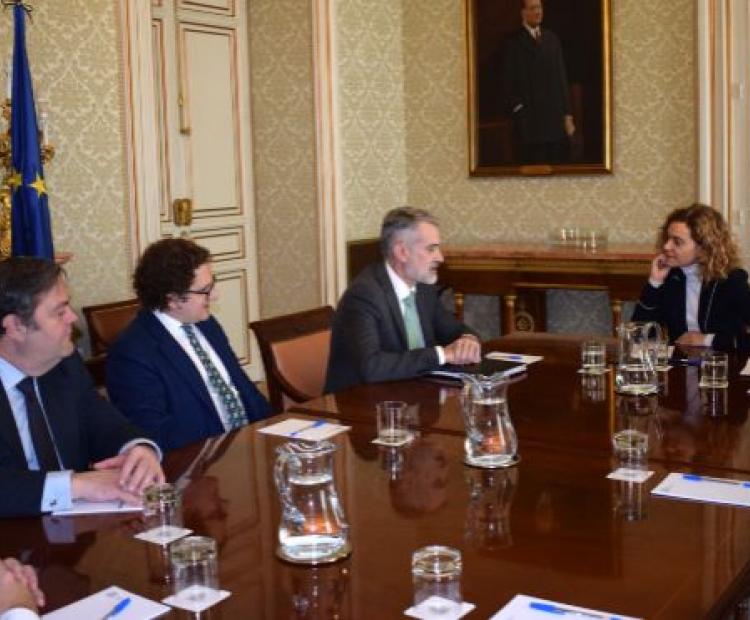 Los altos funcionarios transmiten al Gobierno su preocupación por la falta de cantera para los puestos más altos de la Administración Pública